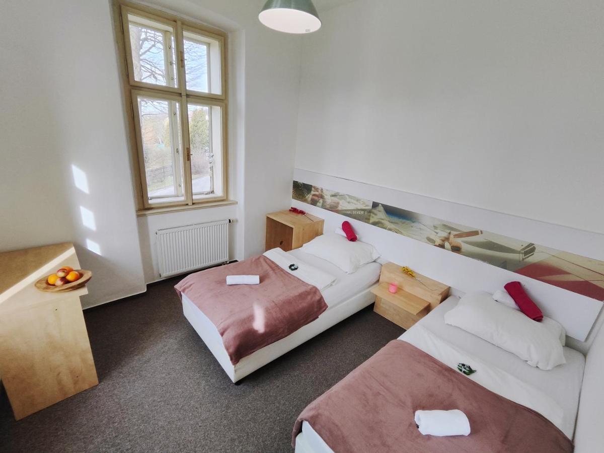 Hotel Stara Skola Mezná Esterno foto